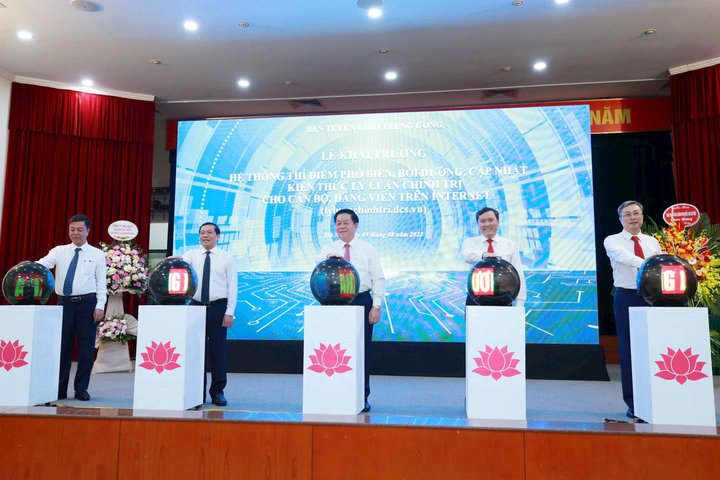 Khai trương Hệ thống thí điểm phổ biến, bồi dưỡng, cập nhật kiến thức lý luận chính trị