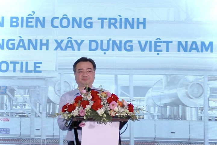 Bộ trưởng Bộ Xây dựng: Năm 2024, thị trường bất động sản sẽ phát triển trở lại