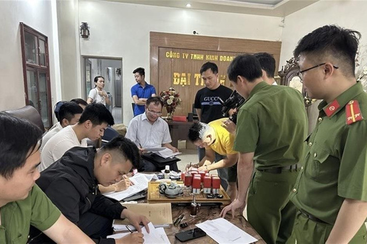 Phó Thủ tướng gửi thư khen Cục Cảnh sát hình sự, Bộ Công an xử lý quyết liệt tội phạm và vi phạm pháp luật liên quan đến "tín dụng đen"