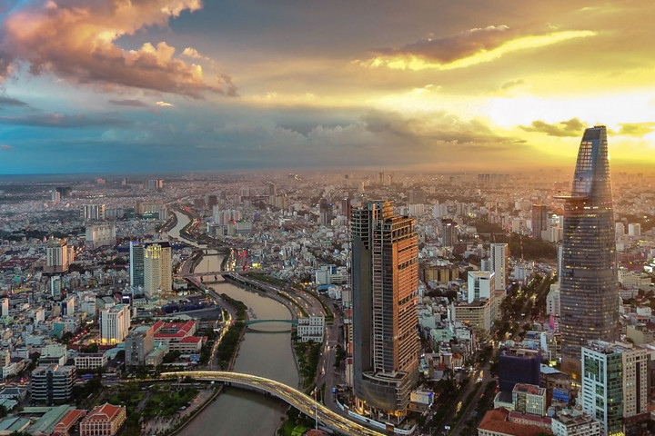 Năm 2024, kinh tế Việt Nam sẽ phục hồi tốt hơn, có thể tăng trưởng 6,5%