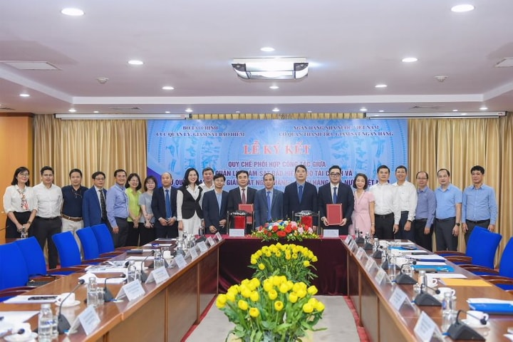 Cơ quan Thanh tra, giám sát ngân hàng và Cục Quản lý, giám sát bảo hiểm ký quy chế phối hợp nhằm phát triển thị trường tài chính lành mạnh