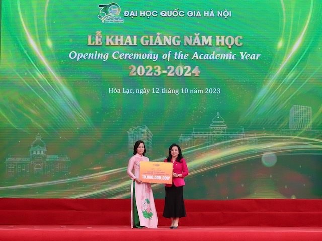 SHB tăng cường đồng hành, hỗ trợ sinh viên Đại học Quốc gia Hà Nội