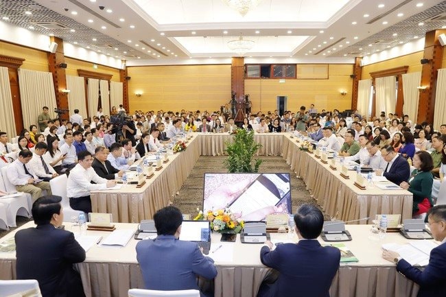 Chuyển đổi số ngân hàng để mọi nông dân đều được hưởng dịch vụ chất lượng với chi phí hợp lý