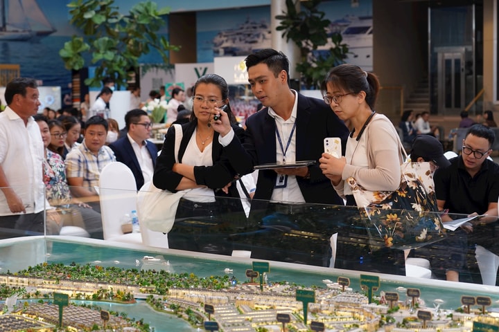 Dòng tiền tìm kiếm bất động sản đón đầu chu kỳ hồi phục