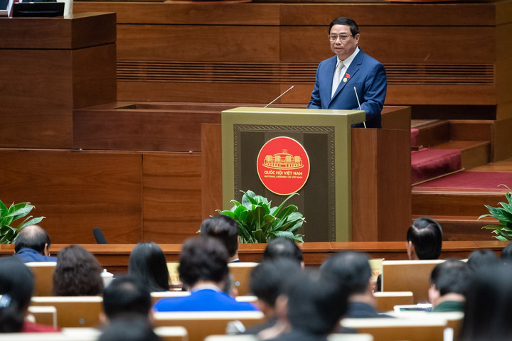 Thủ tướng Chính phủ: Nhiệm vụ rất nặng nề, cần nỗ lực lớn hơn, hành động quyết liệt hơn