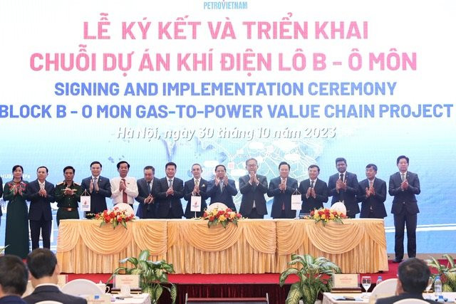Ký kết và triển khai chuỗi dự án khí – điện Lô B