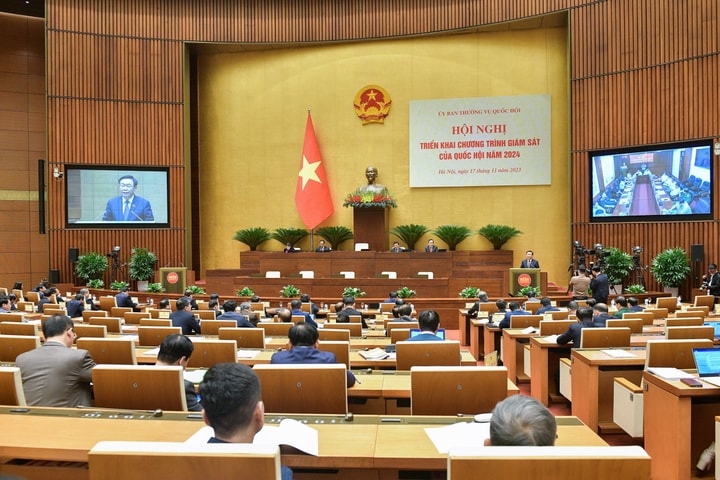 Chương trình giám sát 2024: Xây căn bản, lâu dài; chống quyết liệt, triệt để, cấp bách