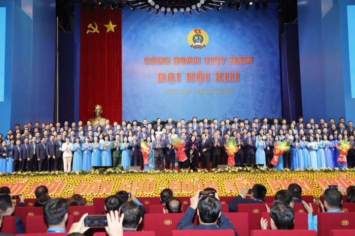 Bế mạc Đại hội XIII Công đoàn Việt Nam: Đổi mới tổ chức và hoạt động công đoàn