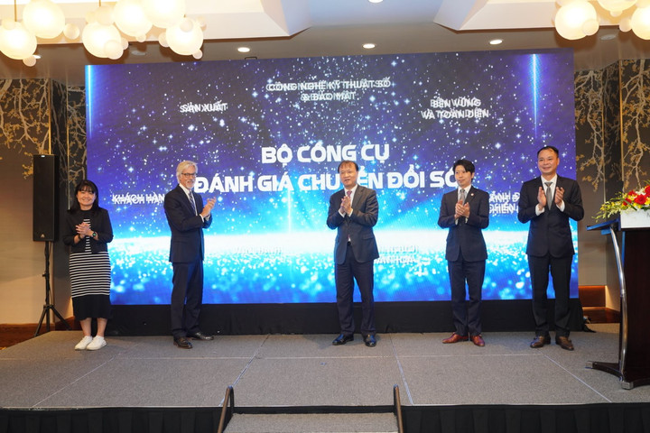 Bộ Công Thương kết hợp IFC ra mắt Bộ công cụ đẩy nhanh mô hình sản xuất thông minh và bền vững