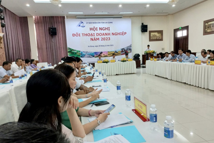 Nguồn vốn ngân hàng giúp doanh nghiệp và người dân tỉnh An Giang vượt qua khó khăn