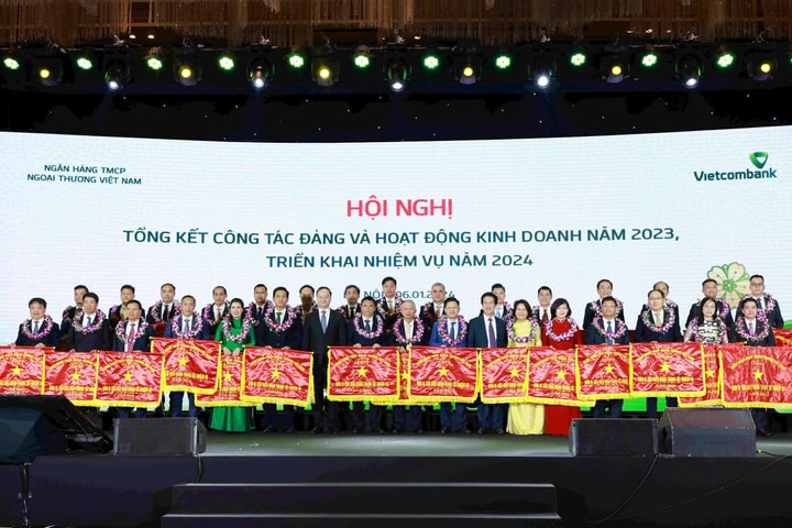 Vietcombank tiếp tục thể hiện vai trò tiên phong trong thực hiện các chủ trương, định hướng lớn