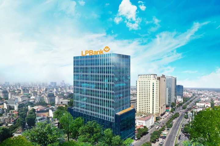 Ngân hàng LPBank hoàn thành mục tiêu kinh doanh năm 2023, nợ xấu thuộc nhóm thấp nhất ngành