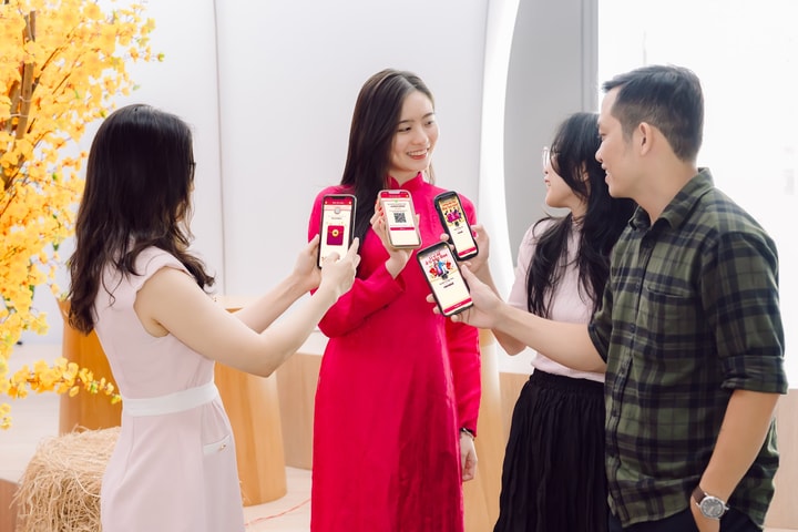 Tết hiện đại: Lì xì online tiện lợi, an toàn và thời thượng