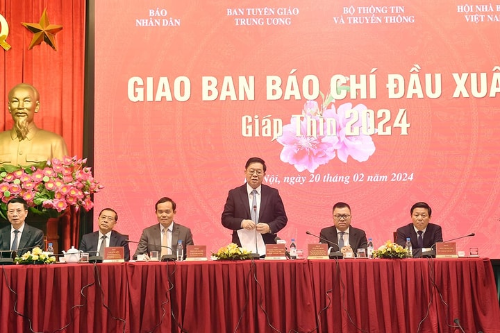 Hội nghị Giao ban báo chí đầu Xuân Giáp Thìn 2024