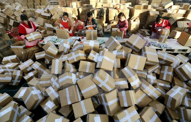 Siết quản lý thuế với thương mại điện tử: Cấm xuất cảnh người bán hàng online không nộp thuế