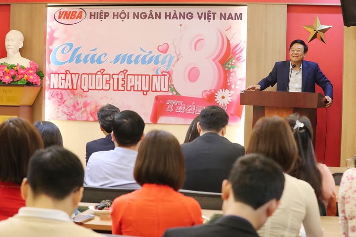 Cơ quan thường trực Hiệp hội Ngân hàng tổ chức kỷ niệm ngày Quốc tế phụ nữ 8/3