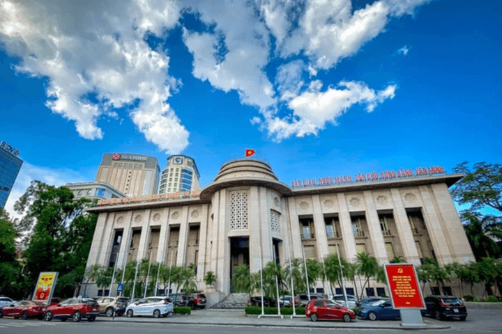 Dragon Capital: Phát hành tín phiếu là cần thiết, chứng khoán vẫn tích cực trong dài hạn