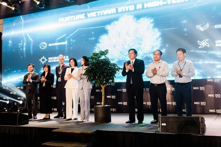 Đầu tư đổi mới sáng tạo và công nghệ cao của Việt Nam vượt “cơn gió ngược”