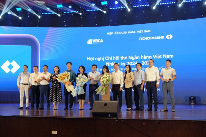 Hội nghị thường niên 2024 và Hội nghị Nhiệm kỳ 2024-2027 Chi Hội thẻ Ngân hàng diễn ra thành công tốt đẹp