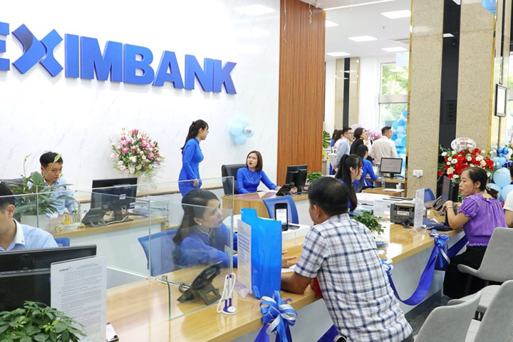 Eximbank thông báo thay đổi biểu phí phát hành và sử dụng thẻ từ ngày 10/2/2025