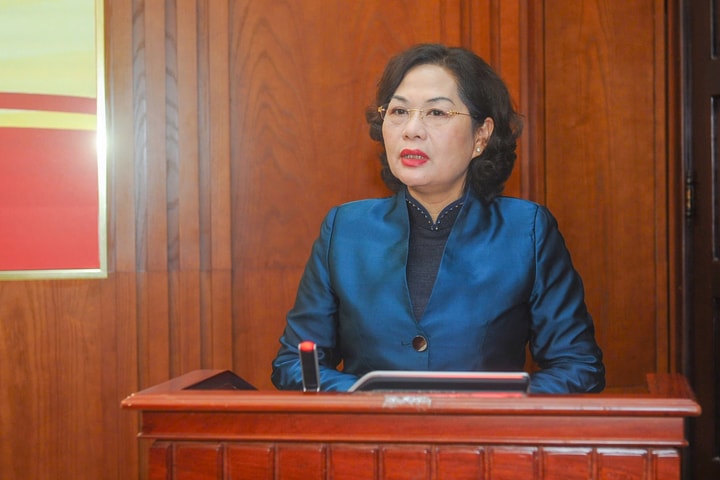 Thống đốc Nguyễn Thị Hồng: Ngành Ngân hàng đã vào cuộc quyết liệt hỗ trợ doanh nghiệp và người dân trước khó khăn do bão số 3 gây ra