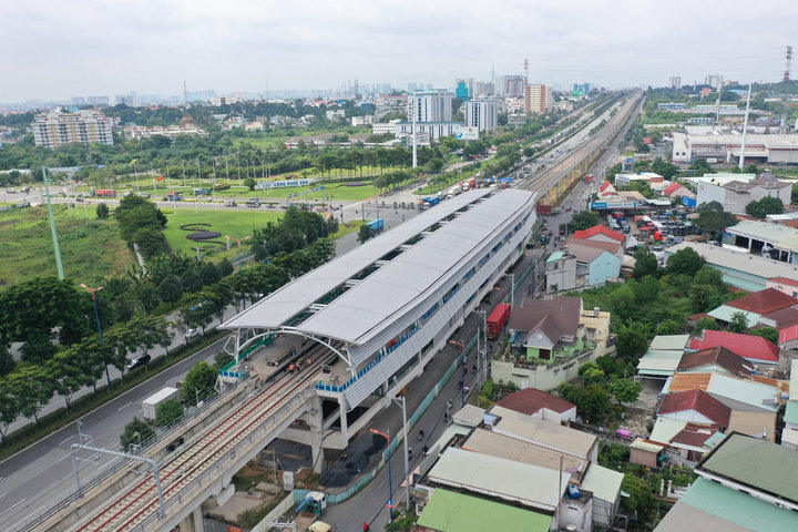Khi tín dụng ngân hàng trở thành “nguồn vốn cứu cánh” hạ tầng