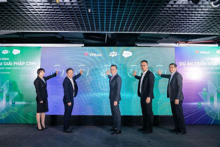 VPBank hợp tác FPT IS triển khai Salesforce CRM