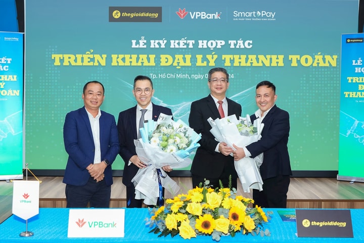 VPBank và Thế Giới Di Động hợp tác triển khai mô hình đại lý thanh toán