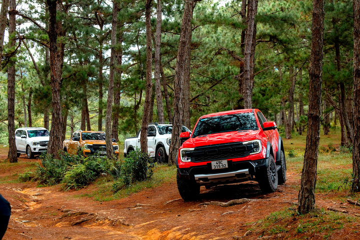 Cùng Ford Ranger và Everest bứt phá giới hạn