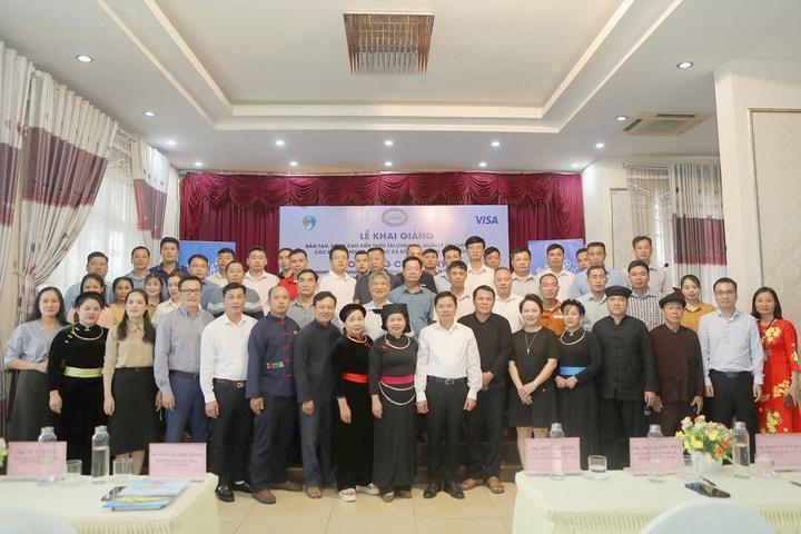 Mở rộng Chương trình Đào tạo kỹ năng quản lý tài chính đến với doanh nghiệp dân tộc thiểu số
