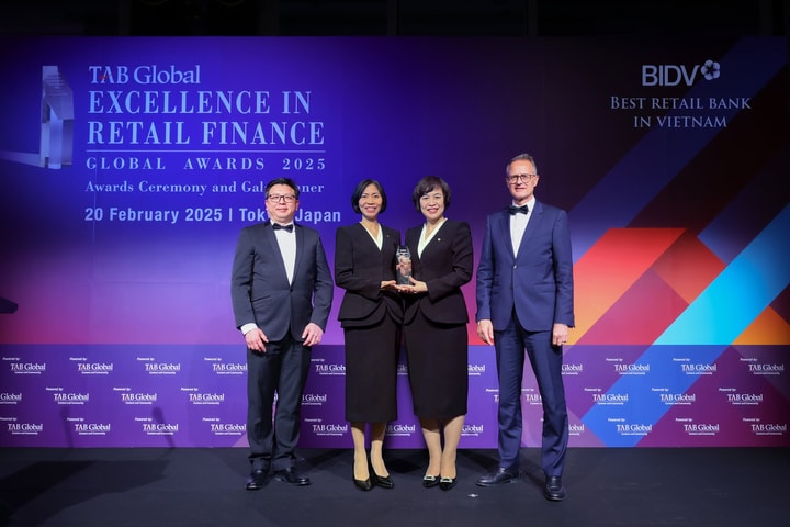 BIDV lần thứ 10 nhận giải Ngân hàng Bán lẻ tốt nhất Việt Nam