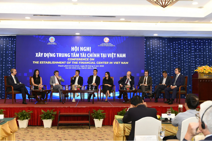 Thúc đẩy thu hút đầu tư và huy động vốn quốc tế cho Trung tâm Tài chính tại Việt Nam