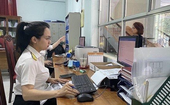 Thẩm quyền của chính quyền địa phương 2 cấp trong lĩnh vực thuế, phí, quản lý giá