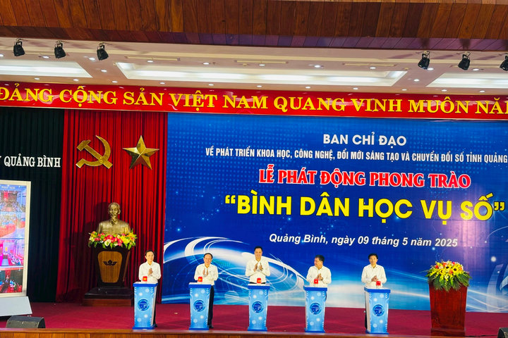 Quảng Bình: “Phong trào bình dân học vụ số”- trao quyền tri thức