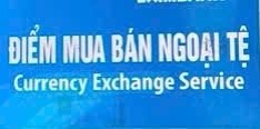 Treo bảng “Điểm mua bán ngoại tệ” tại mỗi đơn vị giao dịch trên địa bàn TP. Hồ Chí Minh: Việc làm đơn giản nhưng hiệu quả