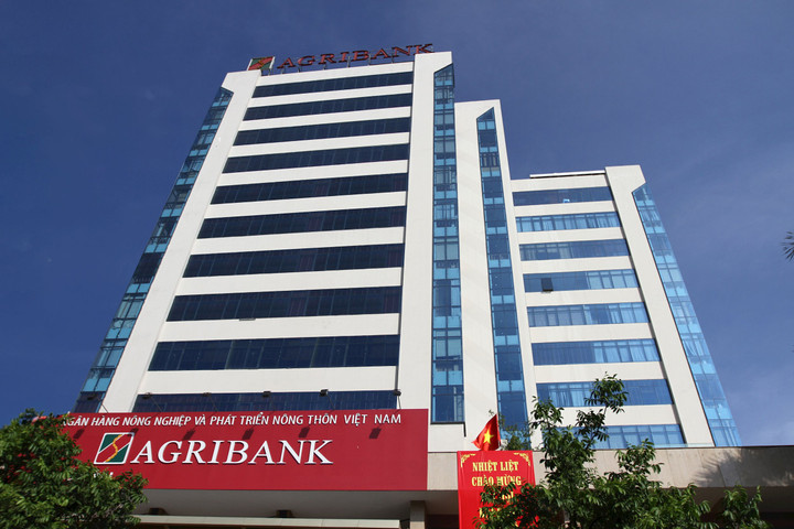 Agribank được vinh danh là “Ngân hàng cung cấp dịch vụ ngoại tệ tốt nhất Việt Nam năm 2025”