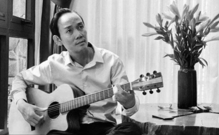Tập di cảo thơ 'Mùa Xuân Ở Lại': Gặp lại một nhà báo Trần Nhật Minh tràn đầy tình yêu với cuộc đời