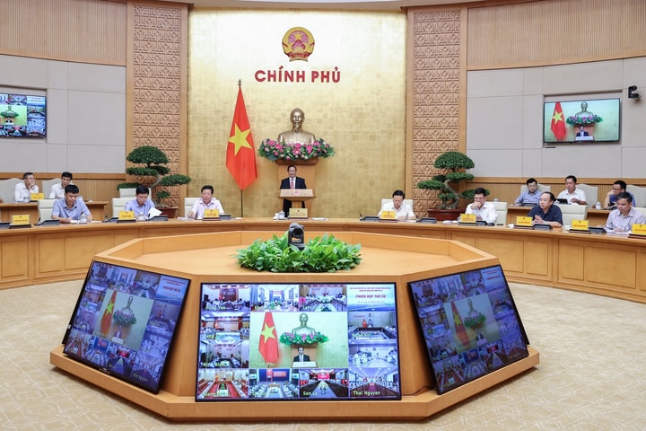 Thủ tướng yêu cầu hoàn thành vượt mục tiêu 3.000km đường cao tốc trong năm 2025