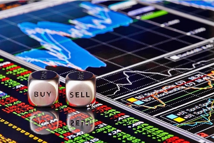 Chủ tịch Phát Đạt thu hơn 2.000 tỷ đồng từ bán cổ phiếu, Pyn Elite Fund tăng tỷ lệ sở hữu tại Hà Đô
