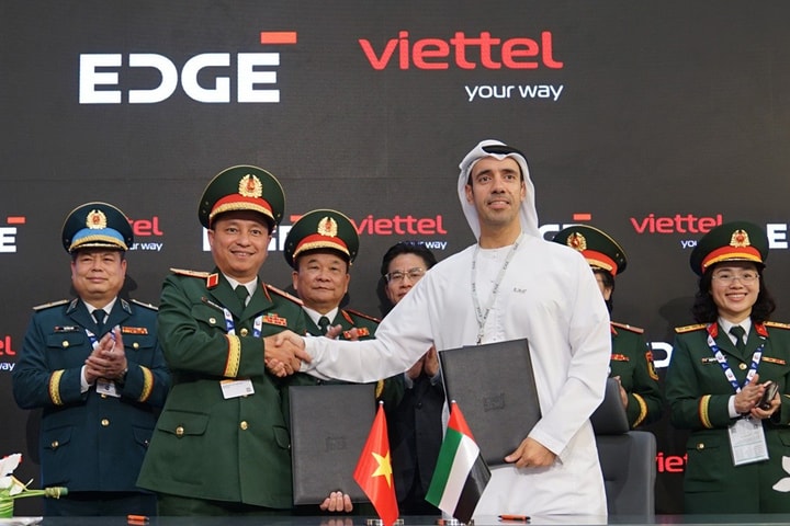 Viettel ký kết hợp tác quốc phòng công nghệ cao tại UAE