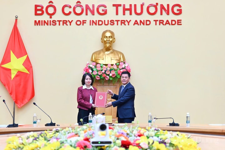Nhà báo Nguyễn Thị Thùy Linh giữ chức vụ Phó Tổng Biên tập Báo Công Thương