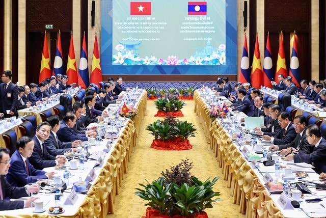 Phó Thống đốc Nguyễn Ngọc Cảnh tháp tùng Thủ tướng Chính phủ tham dự Kỳ họp lần thứ 48 Ủy ban liên Chính phủ Việt Nam - Lào