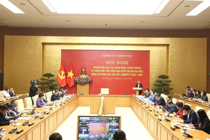 Hội nghị quán triệt, triển khai thực hiện Nghị quyết Đại hội đại biểu Đảng bộ Chính phủ lần thứ I