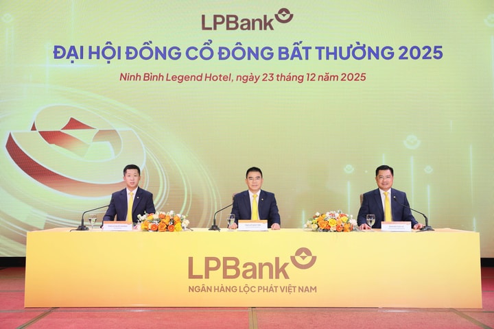 Đại hội đồng cổ đông bất thường LPBank thông qua mở room ngoại, sửa đổi điều lệ và miễn nhiệm 2 thành viên Hội đồng Quản trị