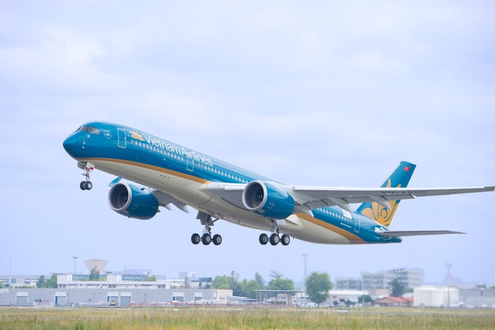 Việt Nam lần đầu tiên có đường bay thẳng tới Hà Lan