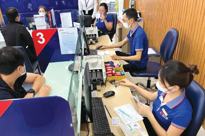 Tái cấu trúc mạng lưới ngân hàng: Từ phòng giao dịch vật lý đến nền tảng số
