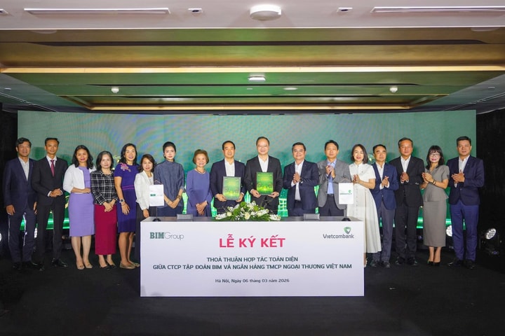 Vietcombank và Công ty Cổ phần Tập đoàn BIM tổ chức Lễ ký kết thỏa thuận hợp tác toàn diện đầu Xuân Bính Ngọ