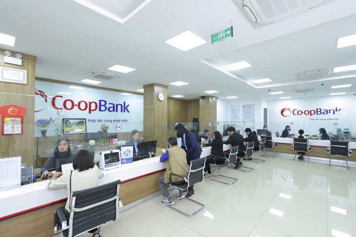 Co-opBank chủ động giảm lãi suất, hỗ trợ Quỹ tín dụng nhân dân và khách hàng