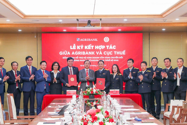 Agribank đồng hành cùng hộ kinh doanh: Kê khai thuế dễ dàng – Chuyển đổi doanh nghiệp vững vàng