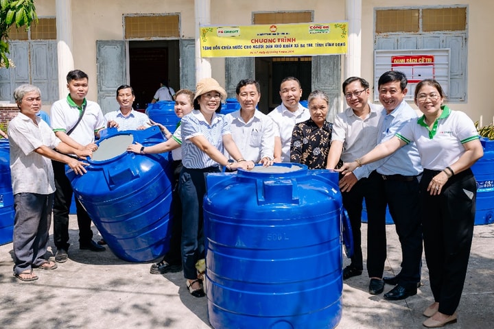 Giữ từng giọt nước giữa mùa hạn mặn: FE CREDIT đồng hành cùng người dân Đồng bằng sông Cửu Long vượt khó